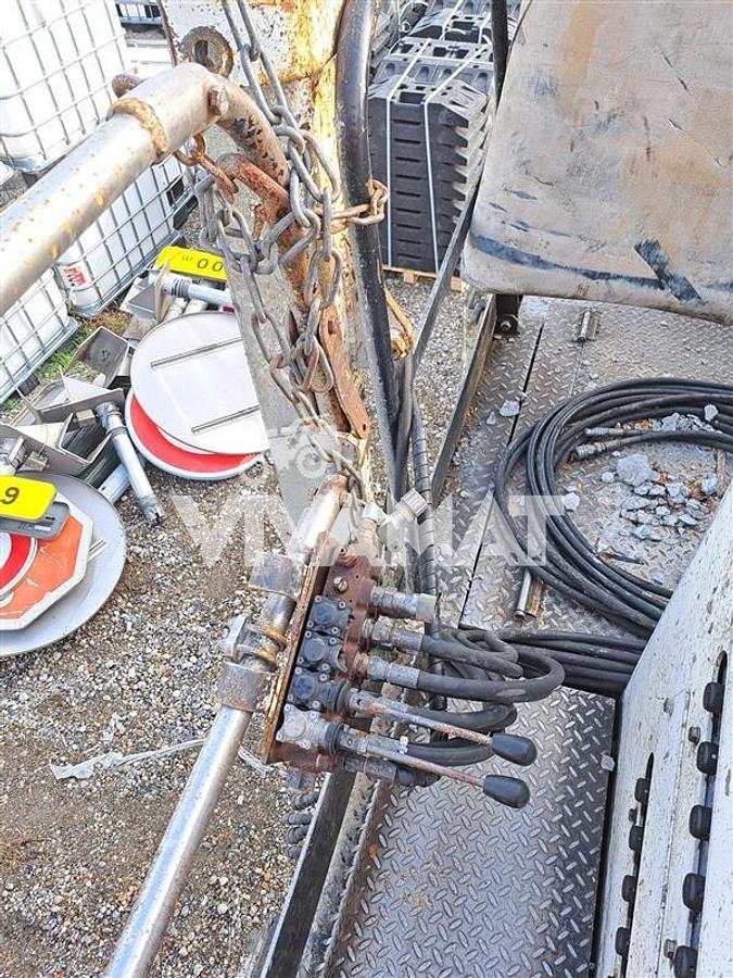 Used 2009 Gomaco Commander III