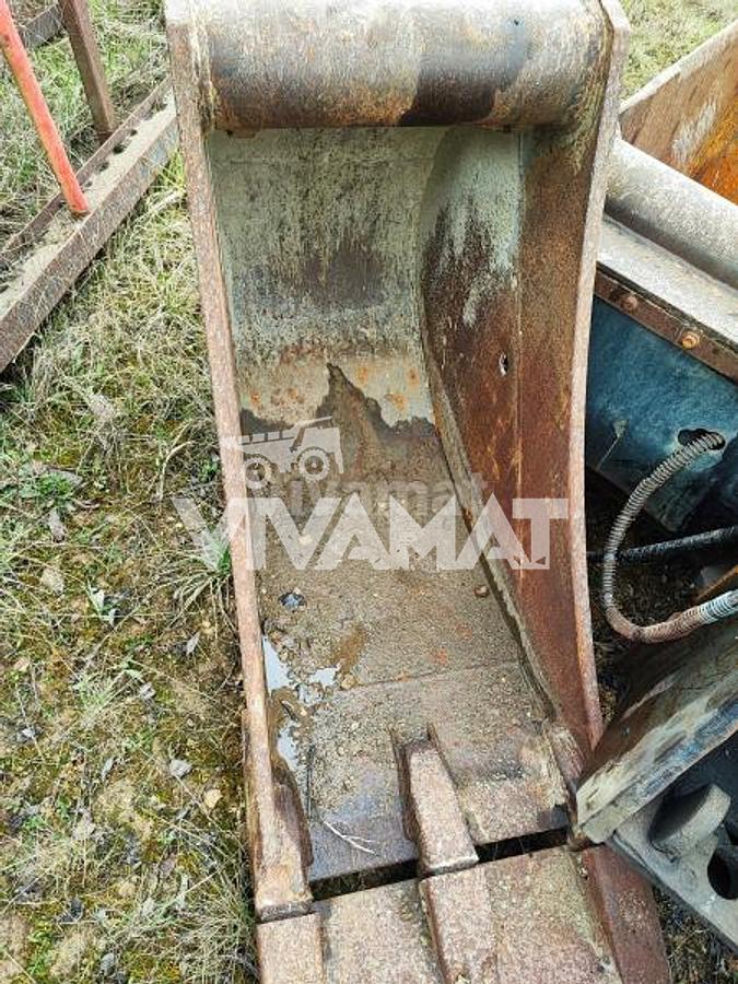 D'occasion Godet de terrassement AMMANN pour CAT 320B-LN largeur 550mm