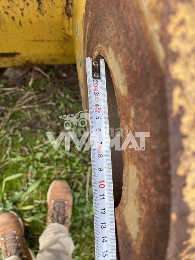 Used Komatsu WA500 3 buckets availaible -