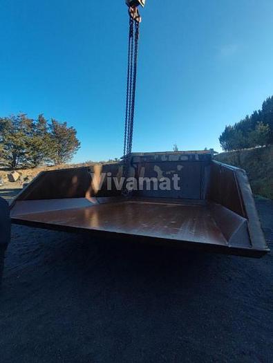 D'occasion BENNE CAT 775G 775G