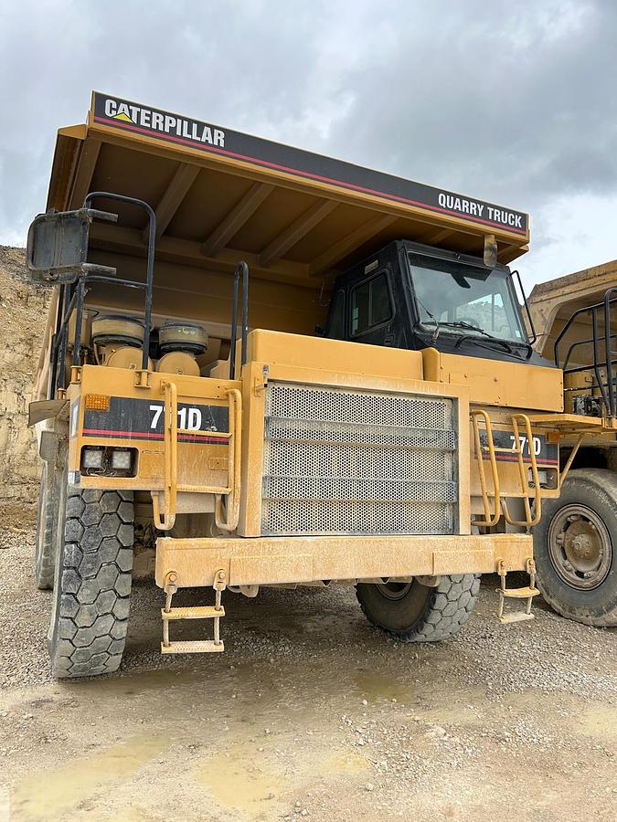 Used Caterpillar 771D