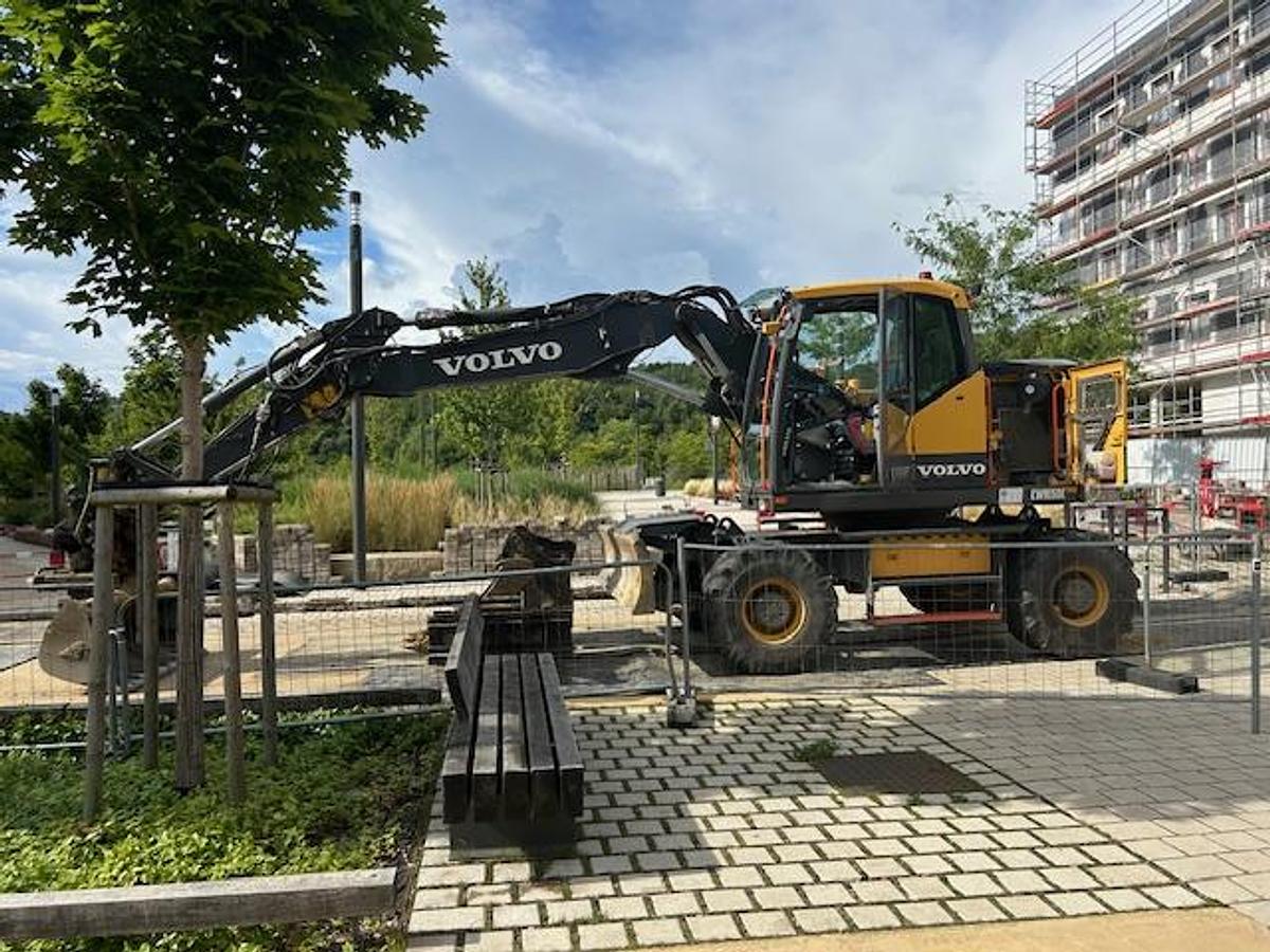 Used 2019 Volvo EWR150E