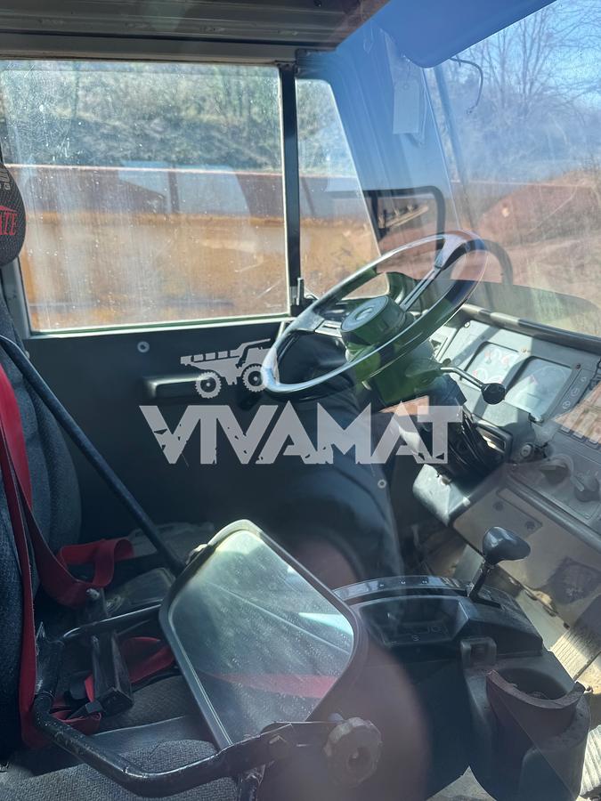 Used CATERPILLAR 769D