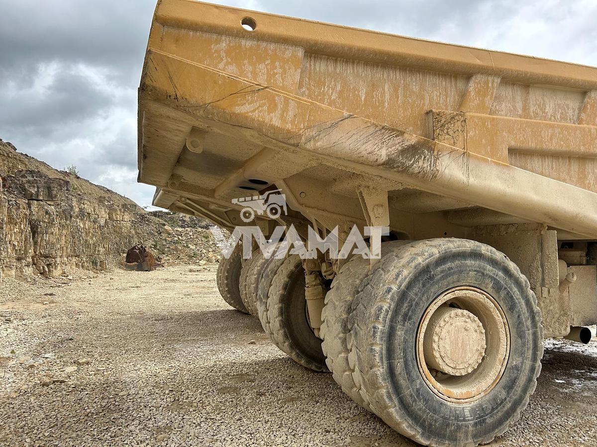 Used Caterpillar 771D