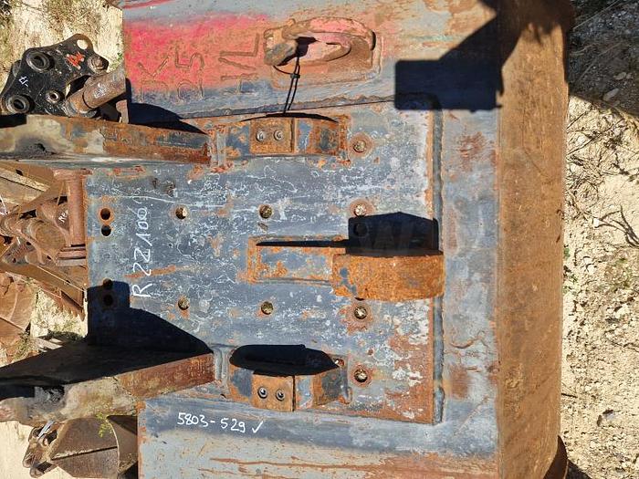 D'occasion Godet de terrassement  de largeur 98cm pour pelle de 20t