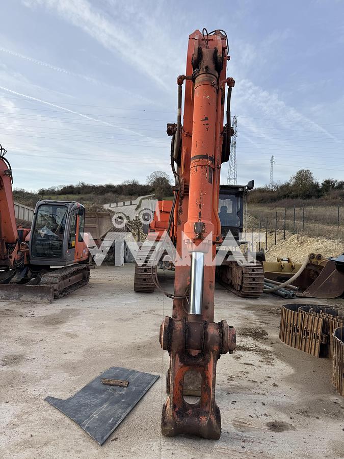 Used 2003 Hitachi ZX650LCH