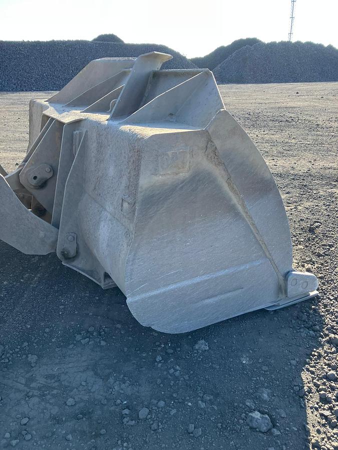 D'occasion Godet de chargeuse Caterpillar 966MXE