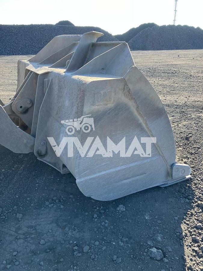 D'occasion Godet de chargeuse Caterpillar 966MXE