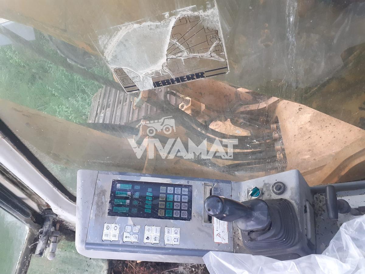 Used PIECES pour pelle sur chenille LIEBHERR R912 1994