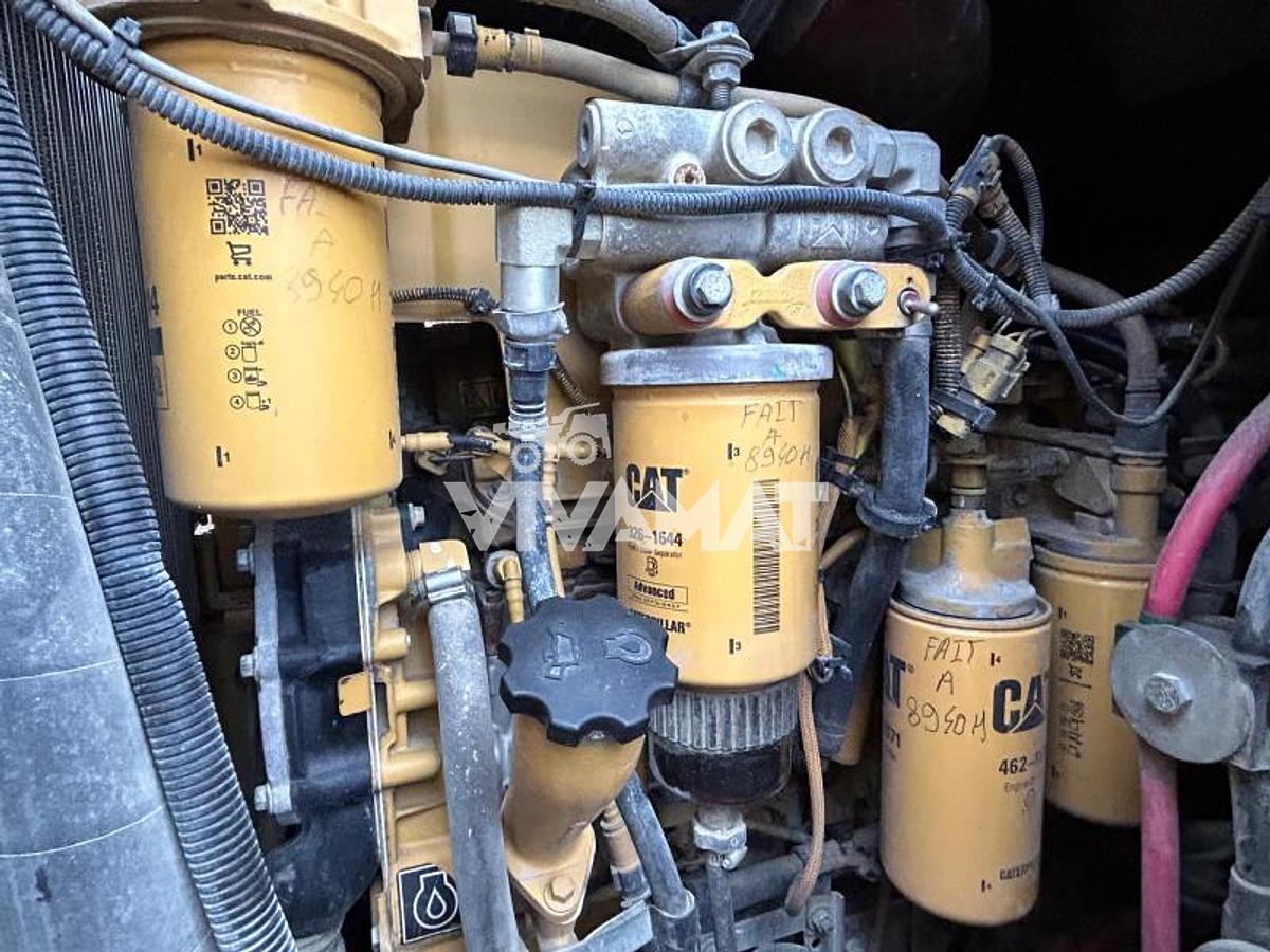 Used 2013 Caterpillar 963D