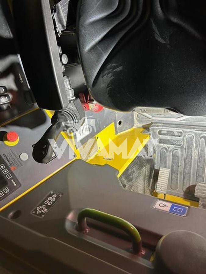 Used 2022 Epiroc ST18