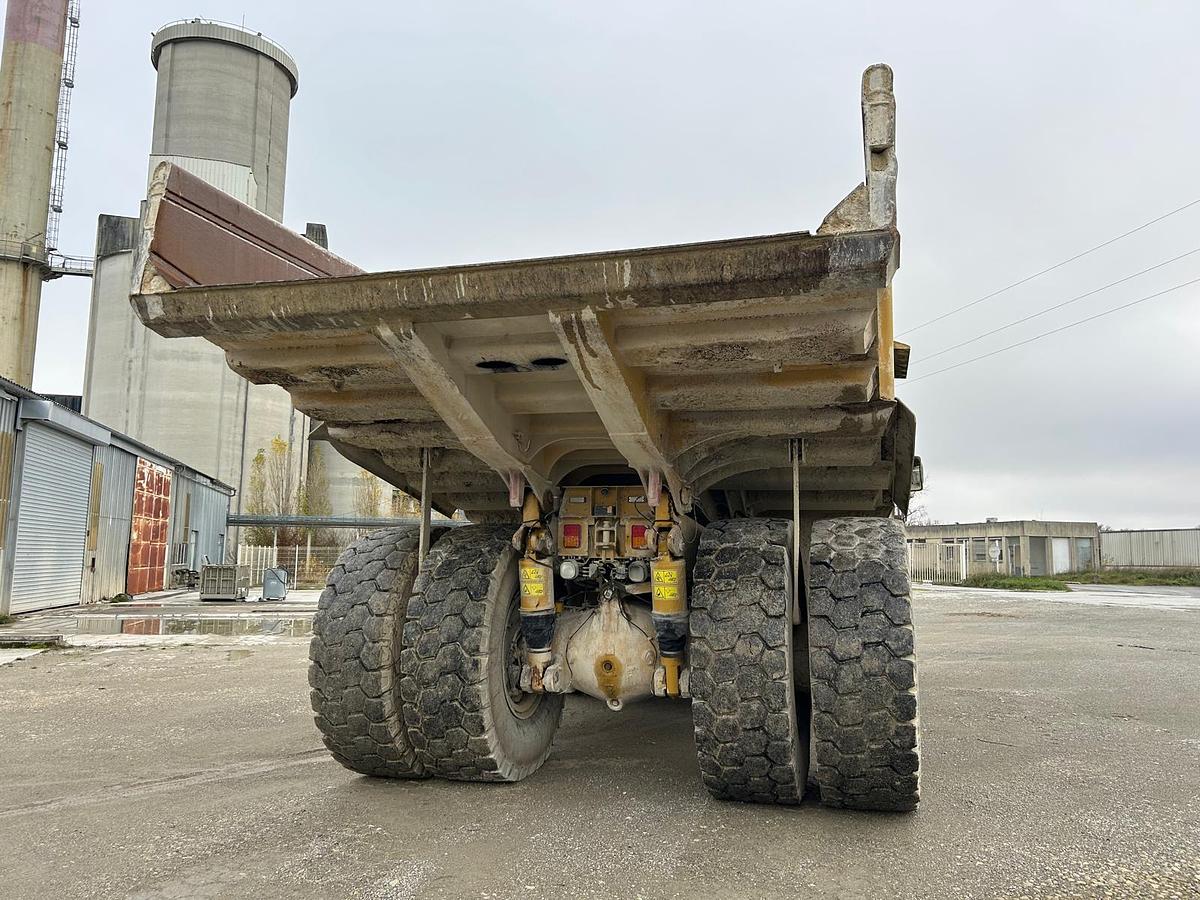 Used 2009 Caterpillar 775F