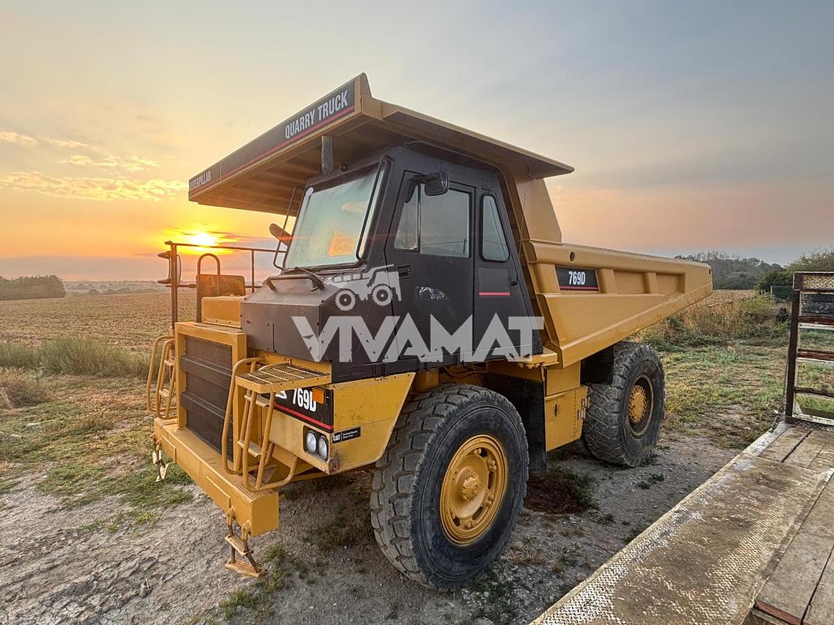 Used 1997 CATERPILLAR 769D