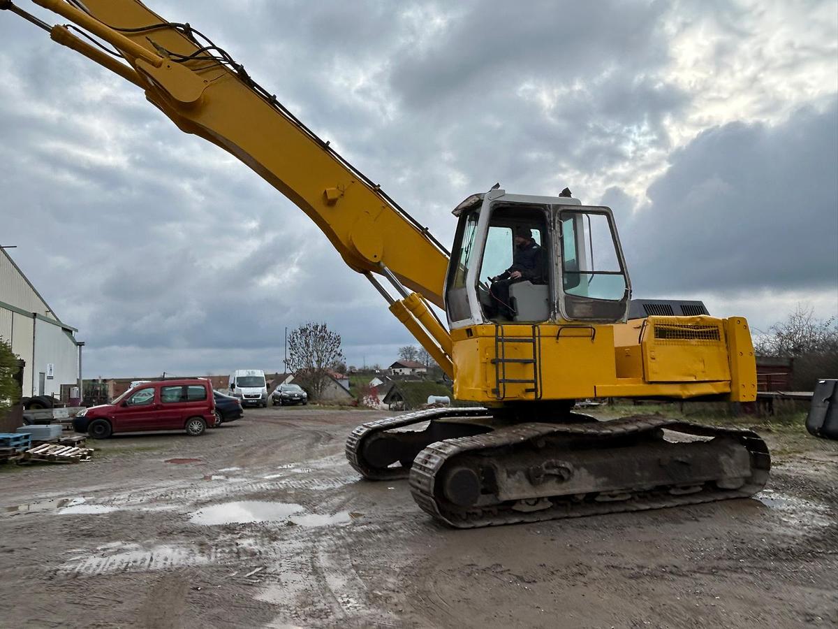Used Liebherr R934B EW