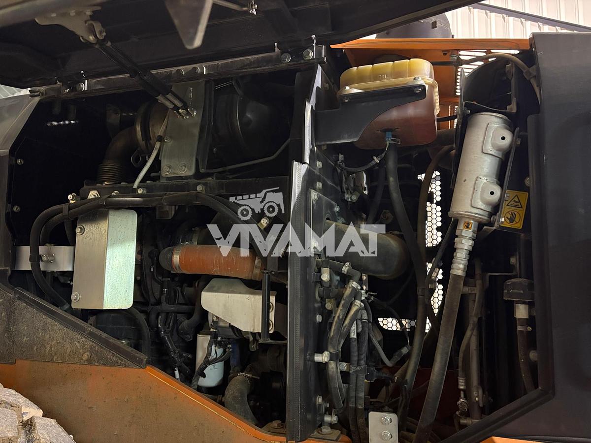 Used 2017 Hitachi ZW180