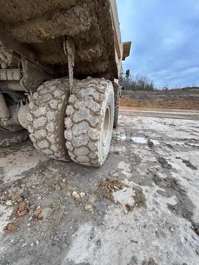 D'occasion Komatsu HD605-7