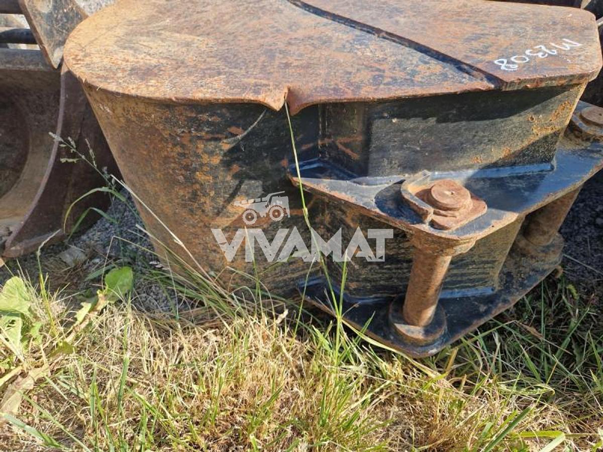 Used TEREX TLB840PS -