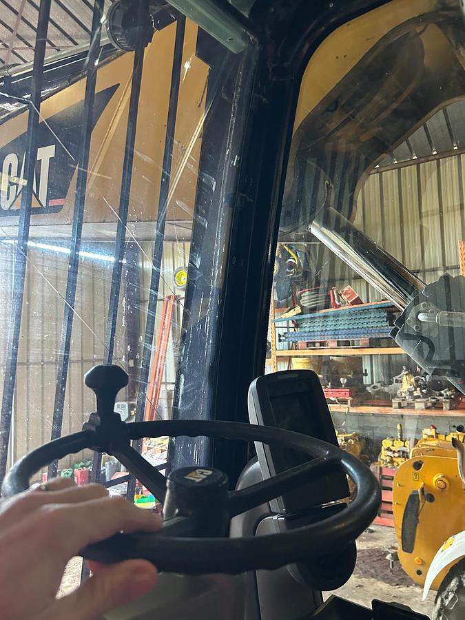 Used Caterpillar M322D VAH