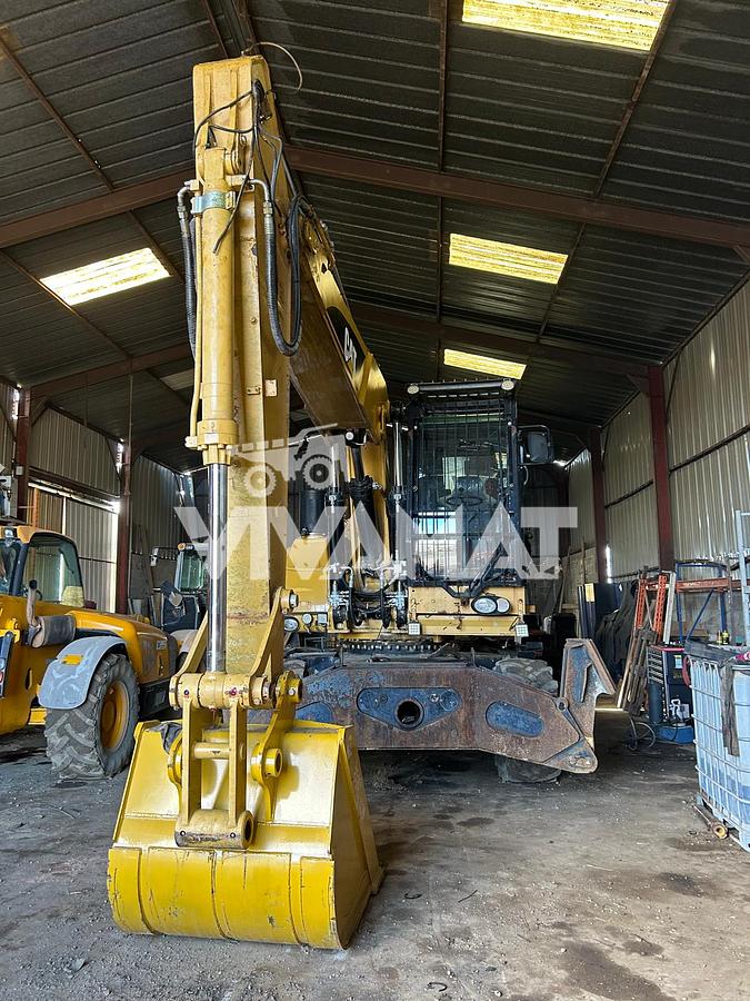 Used Caterpillar M322D VAH