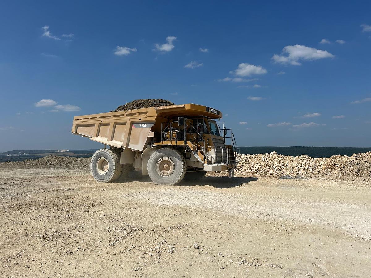 Used Caterpillar Rebuilt 775F