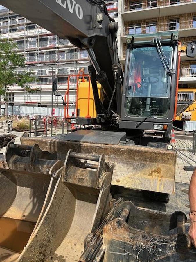 Used 2019 Volvo EWR150E