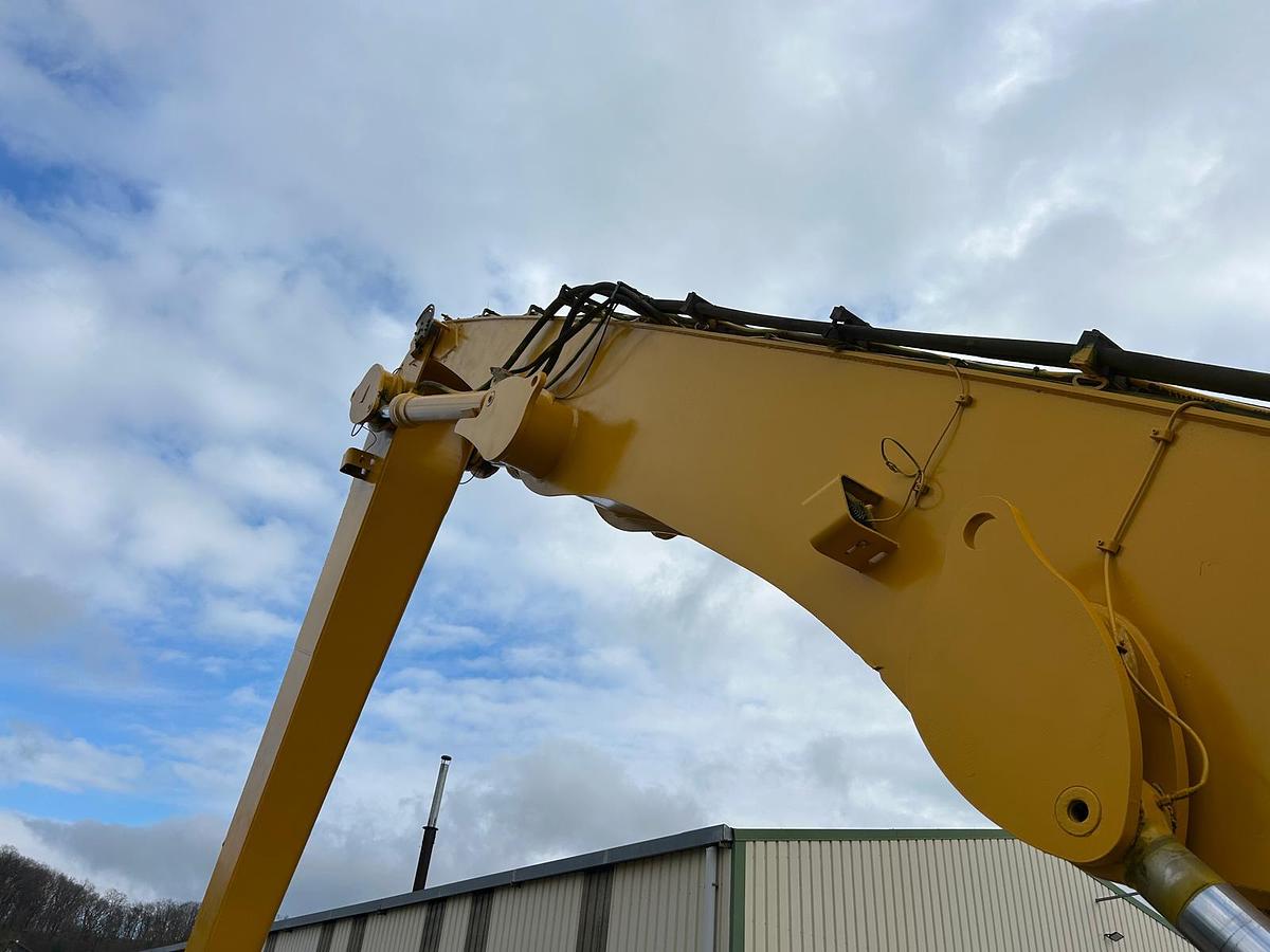 Used Liebherr R934B EW