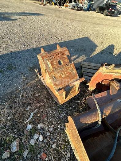 D'occasion Godet Tranchée Mecalac largeur 38cm Série 14 Entre pinions 25cm