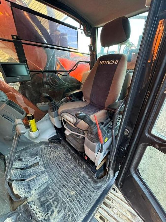 Used 2018 Hitachi ZX225USLC-6