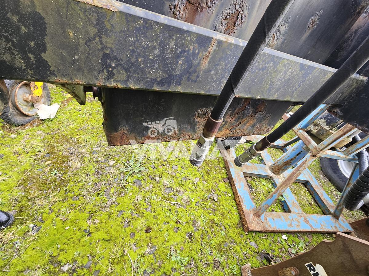 Used RABAUD 72009D sweeper Year 2006 width 250cm formerly on CAT442