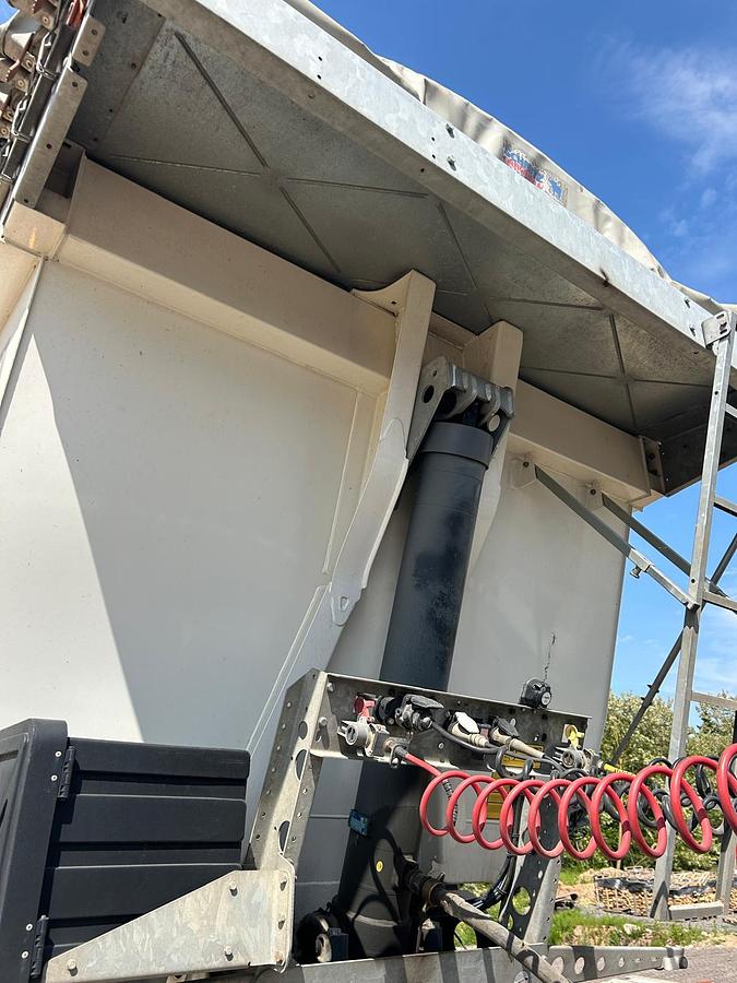 D'occasion 2020 SCHMITZ B201