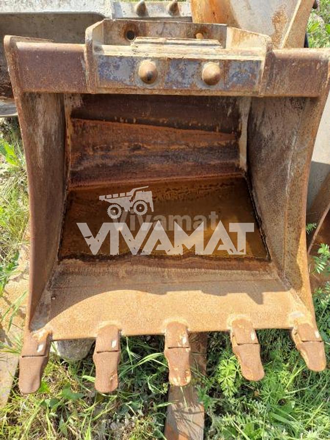 D'occasion Godet de terrassement largeur 88cm sur Mecalac 12MTX 2013