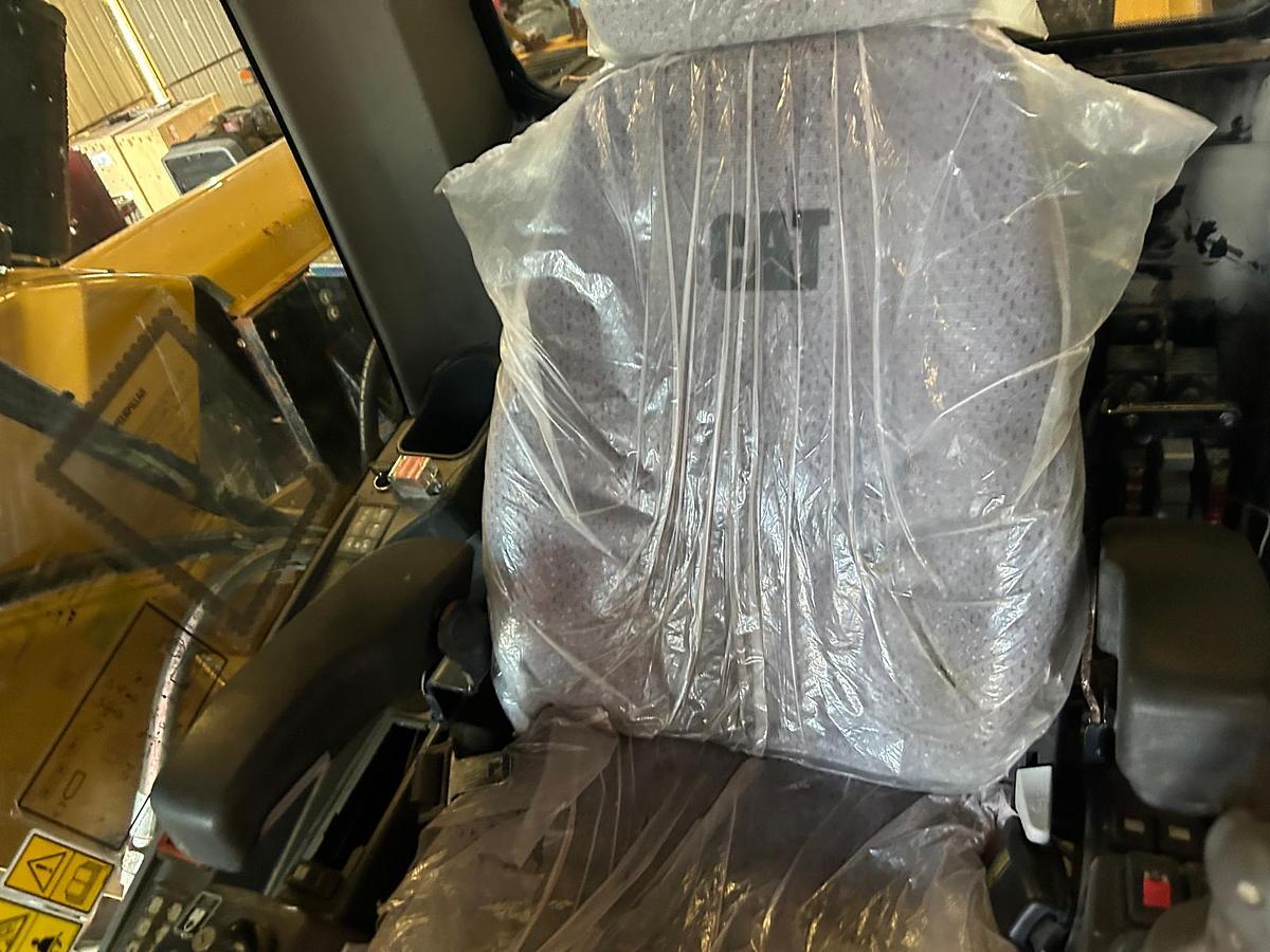 Used Caterpillar M322D VAH