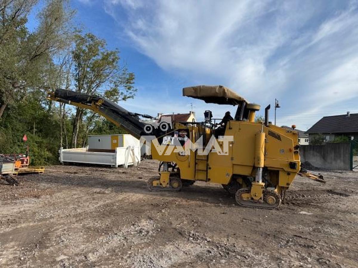 Used 2011 Caterpillar PM102