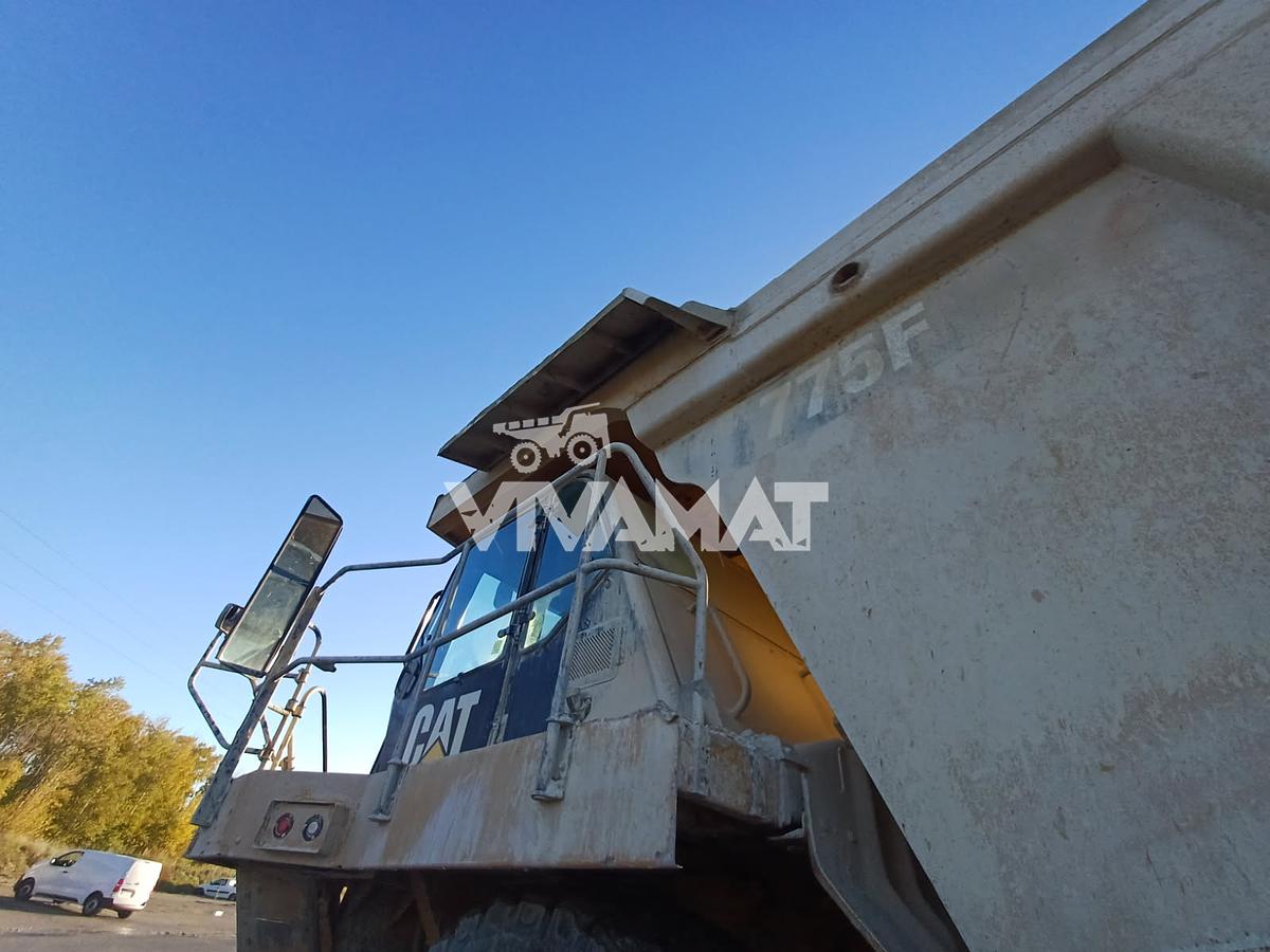 Used 2009 Caterpillar 775F