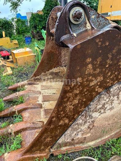 D'occasion Godet LIEBHERR R954C de largeur 175cm Attache SW77 pour pelle Liebherr R954