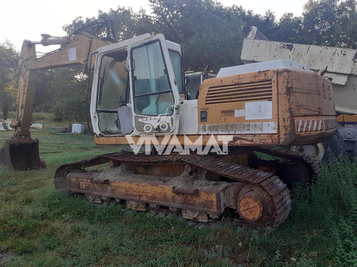 Used PIECES pour pelle sur chenille LIEBHERR R912 1994