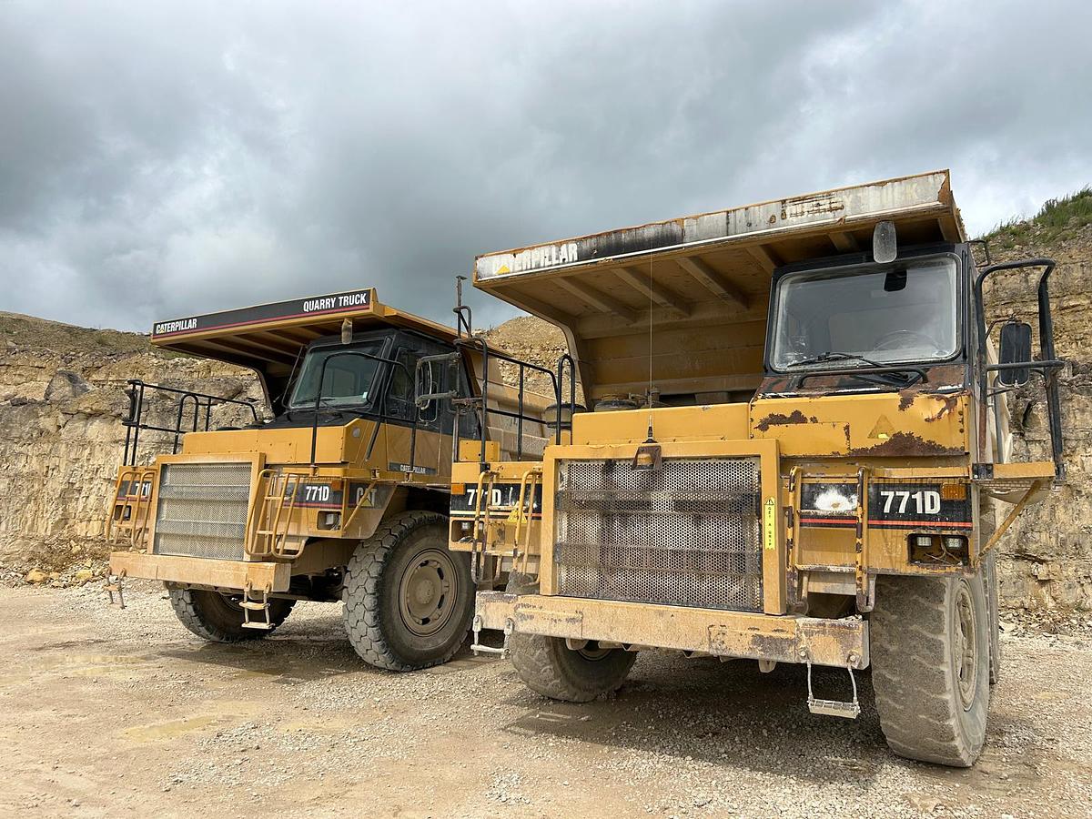 Used Caterpillar 771D