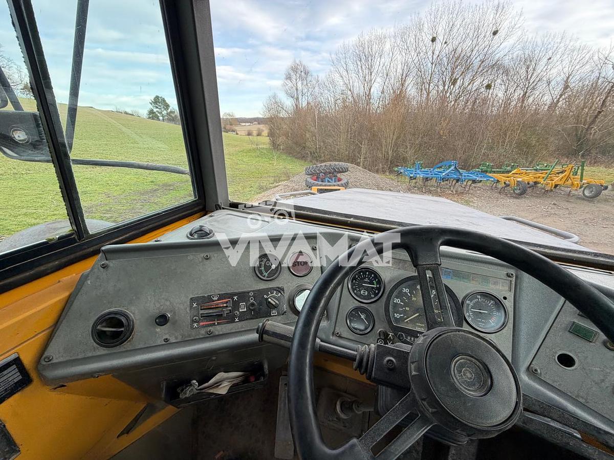 D'occasion Tombereau articulé VOLVO A25C Année 1999 6x6