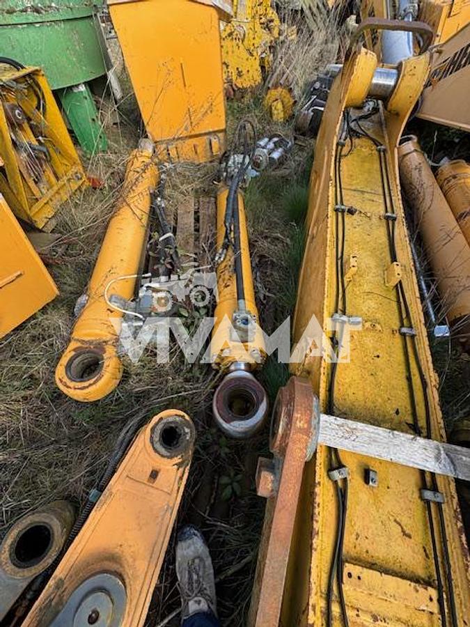 Used 2013 LIEBHERR R964C HDSL