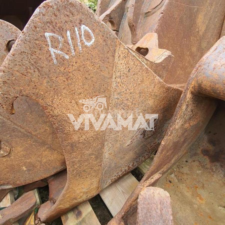 D'occasion Godet de terrassement ARDEN QA11 largeur 45cm ARDEN QA11