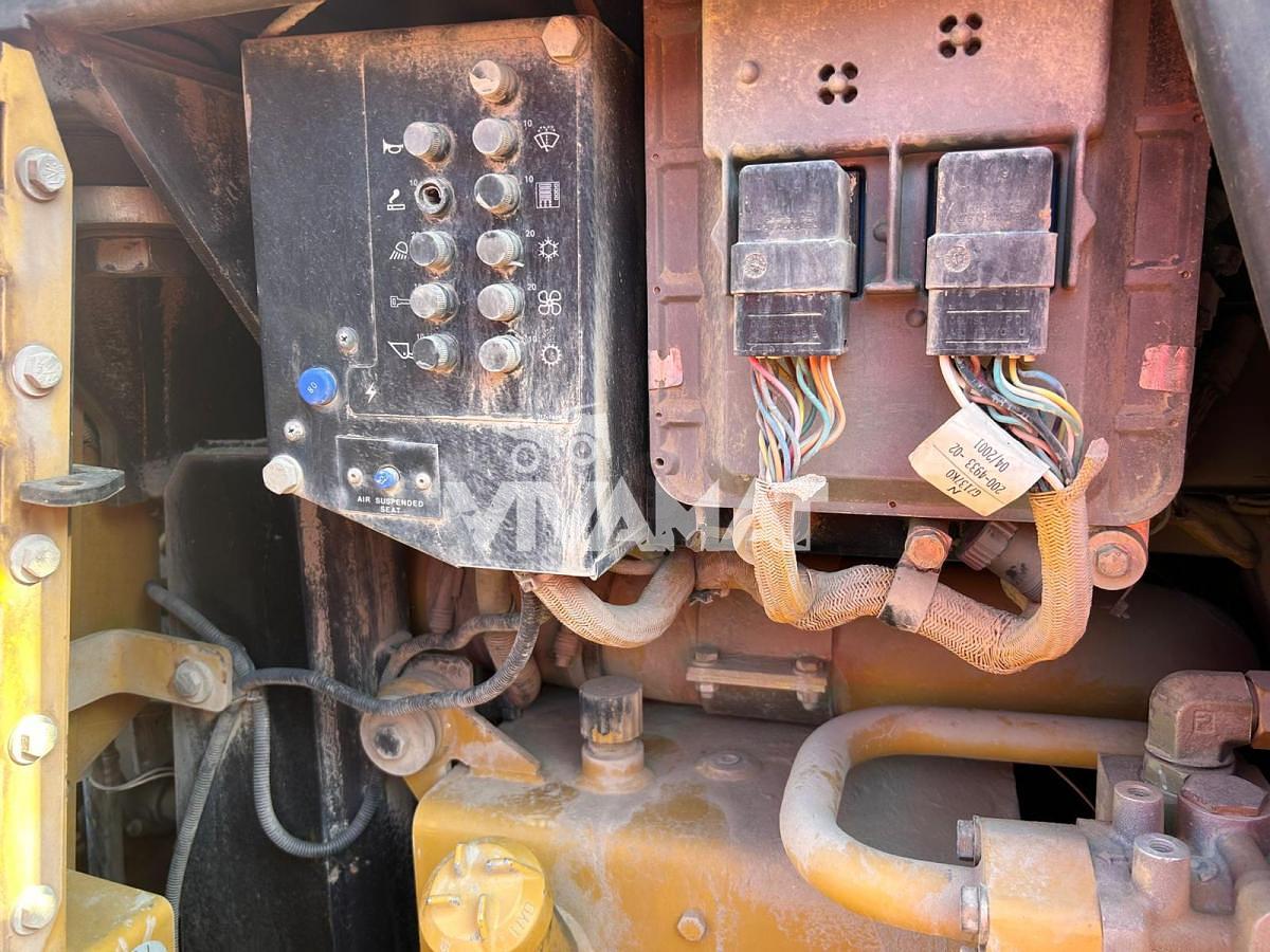 Used 2002 Caterpillar 973C -