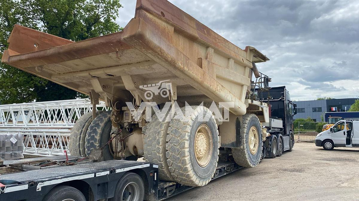 D'occasion  Tombereau rigide Caterpillar 771D 2005