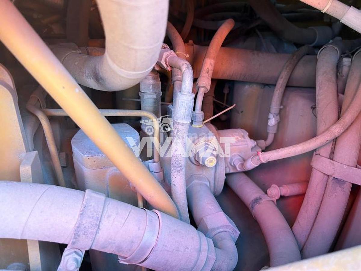 Used 2002 Caterpillar 973C -