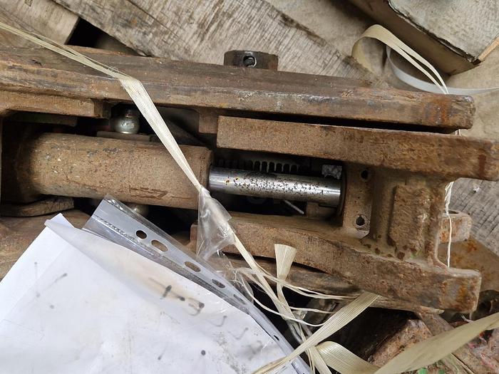 D'occasion Coupleur mécanique GEITH pour JCB 3CX