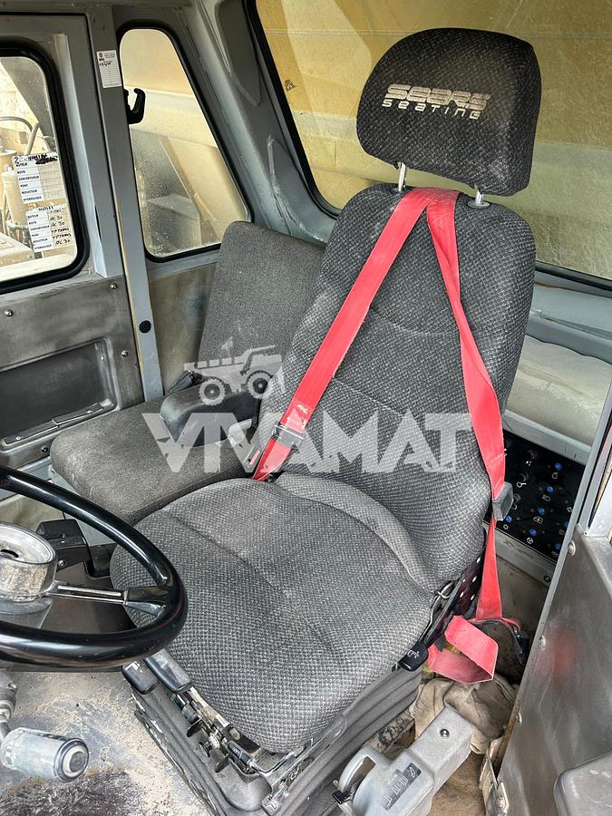 Used Caterpillar 771D