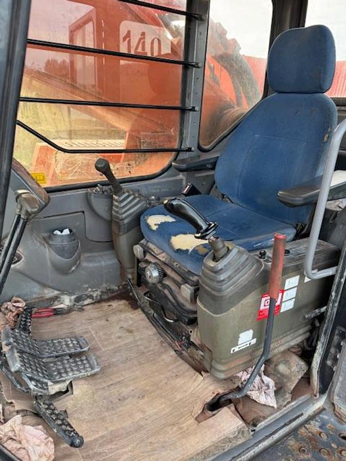 Used 2003 Hitachi ZX650LCH