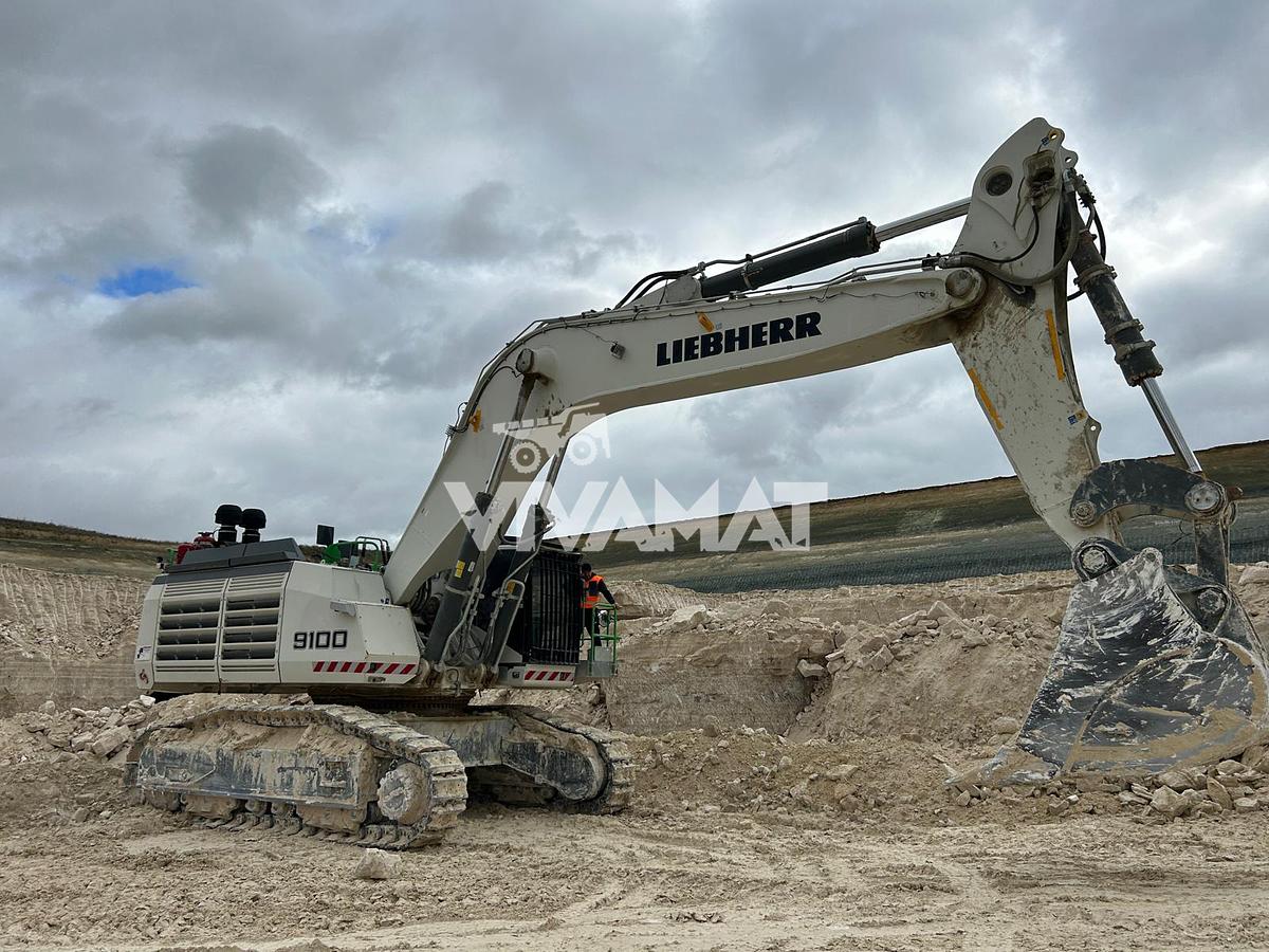Used Liebherr R9100