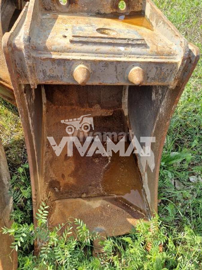 D'occasion Godet de terrassement largeur 60cm sur Mecalac 12MTX 2013