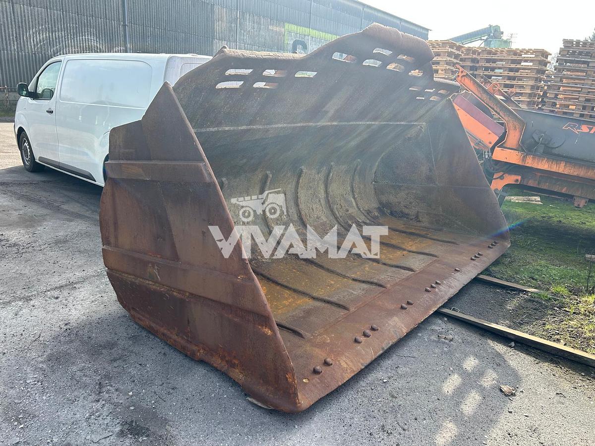 D'occasion Godet de chargeur CAT 988H de largeur 390cm