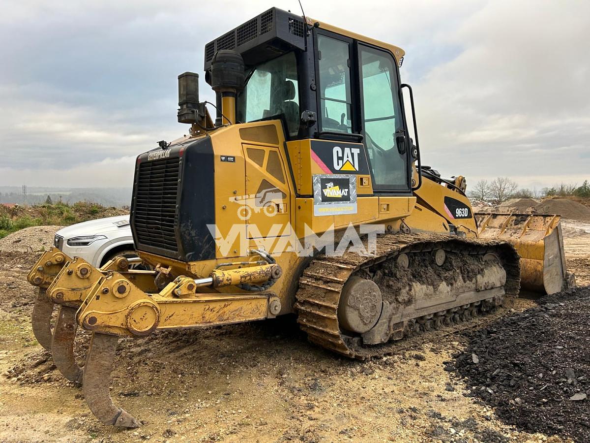 Used 2013 Caterpillar 963D